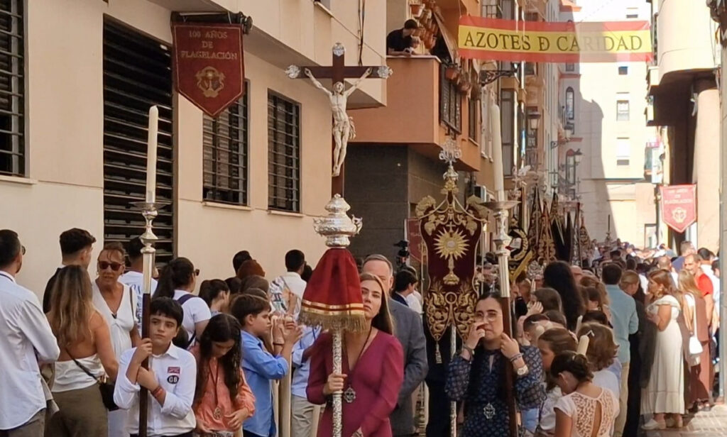 Una procesión para la historia: la Flagelación celebra su Centenario bendiciendo Ceuta